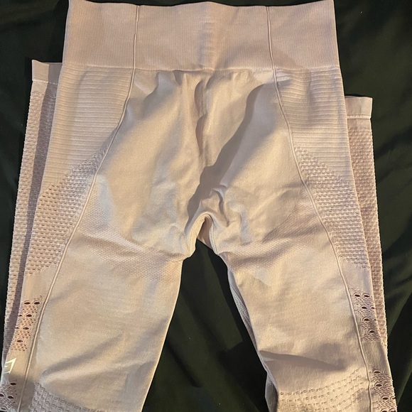 2 pair of Gymshark leggings for the price of one, light pink and blue leggings. - Picture 4 of 5